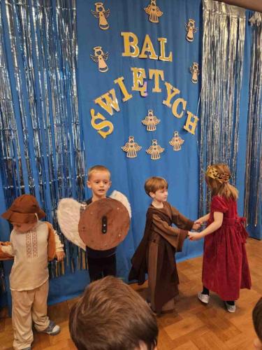 Bal swietych 2024-10