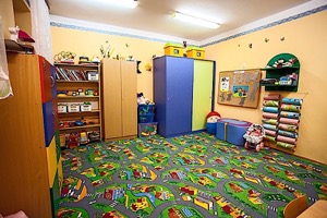 dom-kaplica-ogrod-08